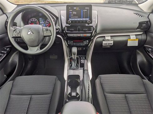 New 2025 Mitsubishi Eclipse Cross LE image 15