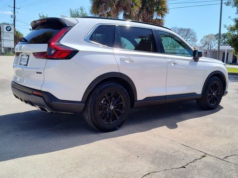 Used 2025 Honda CR-V Sport image 10