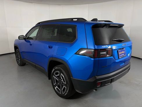 New 2026 Jeep Cherokee Laredo AWD/4WD image 6