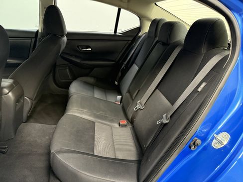 Used 2020 Nissan Sentra SV image 16