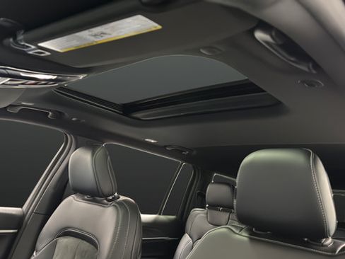 New 2026 Jeep Grand Cherokee L 4WD image 12