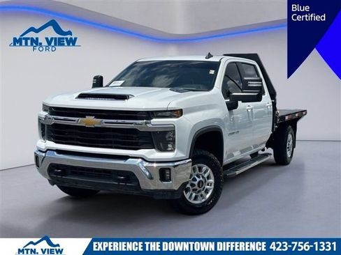 Used 2024 Chevrolet Silverado 2500 LT w/ Convenience Package AWD/4WD image 1