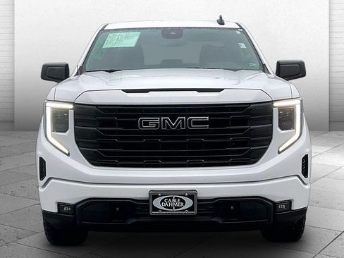 Used 2022 GMC Sierra 1500 Elevation AWD/4WD image 2
