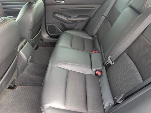 Used 2021 Nissan Altima 2.5 SR AWD/4WD image 10