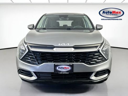 Used 2023 Kia Sportage LX AWD/4WD image 5