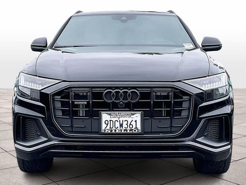 Used 2022 Audi Q8 Prestige image 3