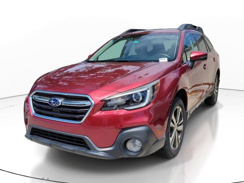 Used 2018 Subaru Outback 2.5i Limited AWD/4WD image 3