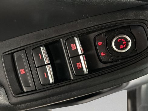Certified 2022 Subaru Forester Limited AWD/4WD image 15