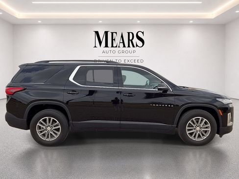 Used 2022 Chevrolet Traverse LT AWD/4WD image 6