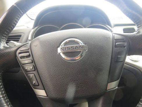 Used 2014 Nissan Murano SV w/ Value Package AWD/4WD image 16