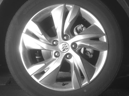 Used 2025 Buick Encore GX Preferred AWD/4WD image 13