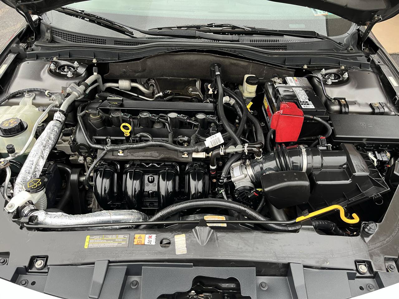 Used 2010 Ford Fusion SE FWD image 9
