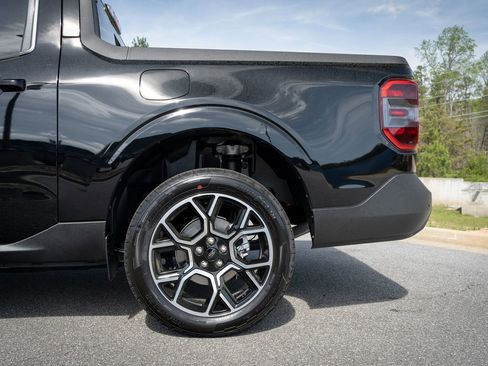 New 2026 Ford Maverick Lariat image 6