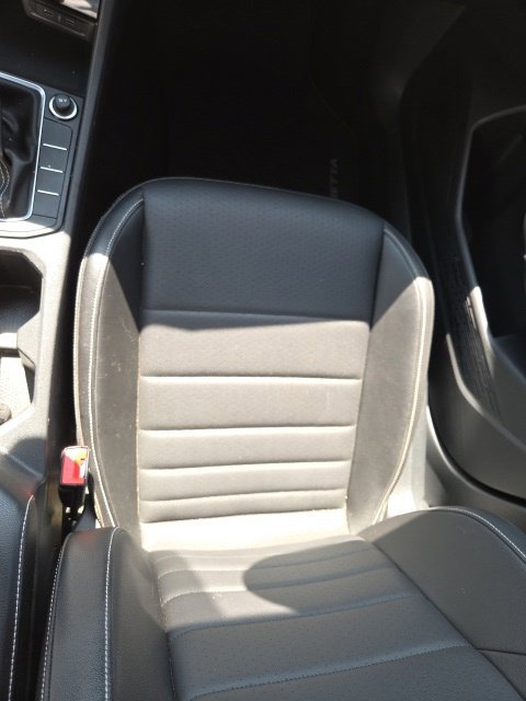 Used 2022 Volkswagen Jetta SE FWD image 19