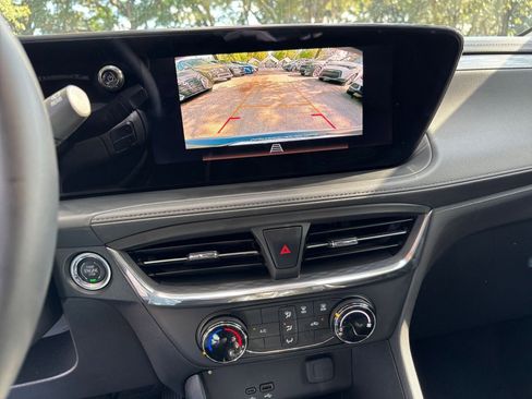 Used 2025 Buick Encore GX Preferred FWD image 33