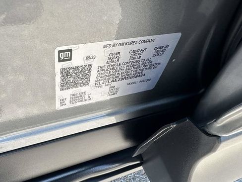 Certified 2024 Buick Envista Preferred FWD image 31