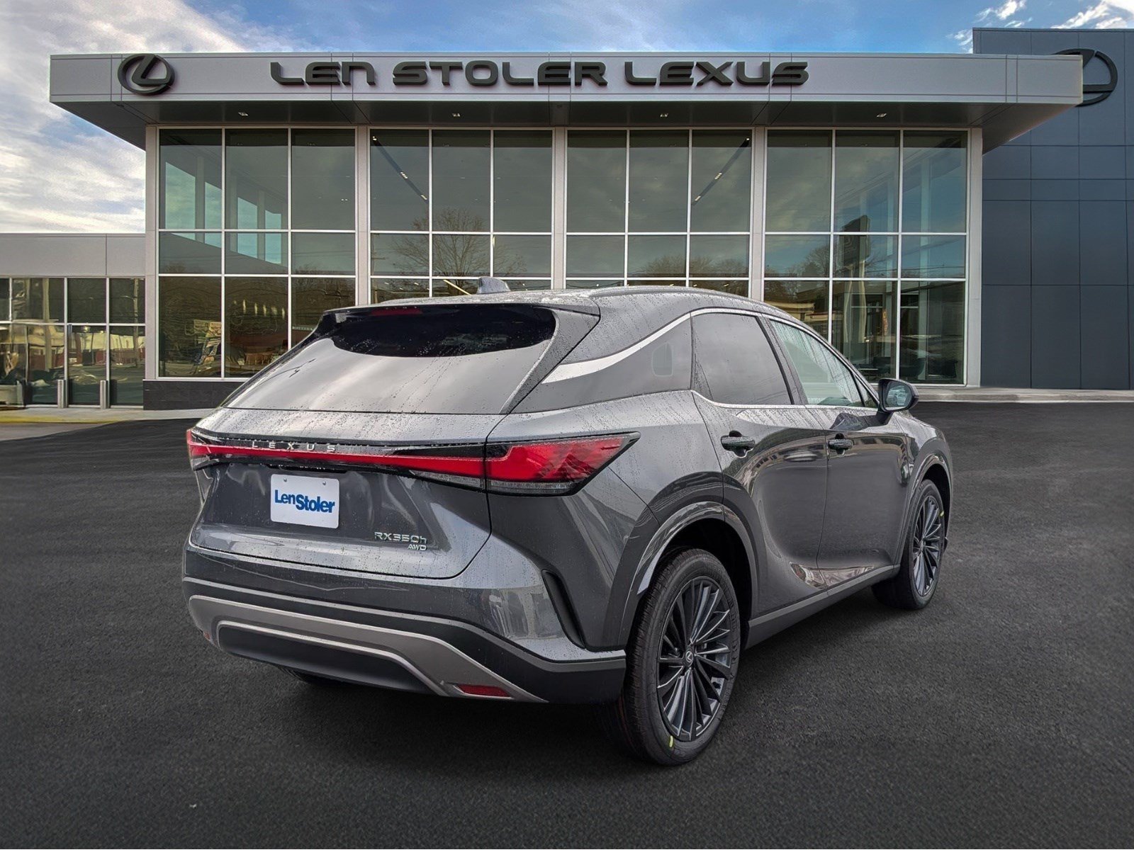 New 2026 Lexus RX 350h w/ Accessory Package (Z1) AWD/4WD image 2