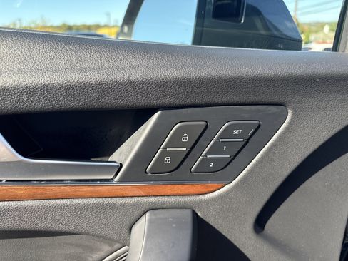 Certified 2023 Audi Q5 2.0T Premium Plus w/ Premium Plus Package image 9