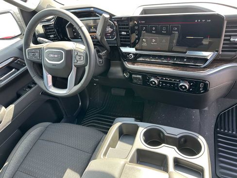 New 2026 GMC Sierra 1500 Elevation image 11