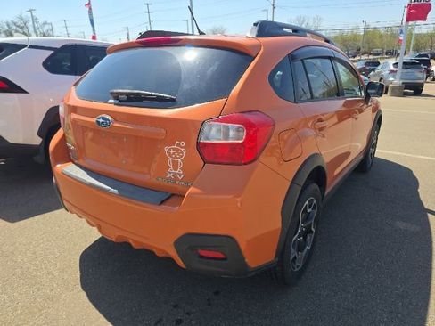 Used 2013 Subaru Crosstrek 2.0i Premium AWD/4WD image 5