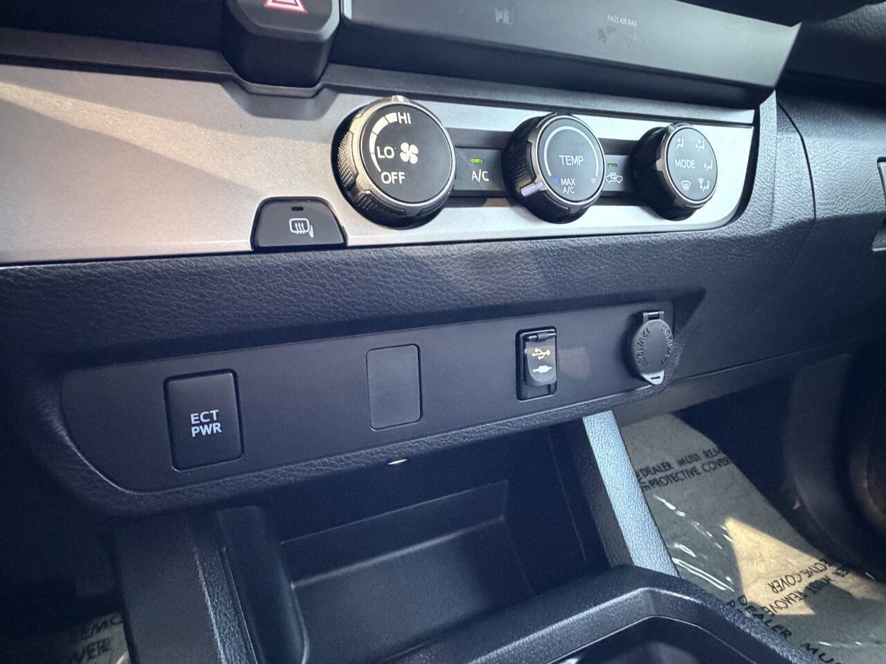 Used 2019 Toyota Tacoma SR RWD image 25