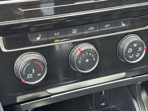 Used 2019 Volkswagen GTI 4-Door FWD image 19