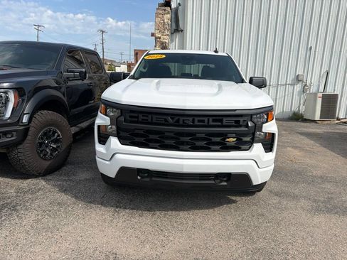 Used 2025 Chevrolet Silverado 1500 Custom w/ Turbomax Blackout Package AWD/4WD image 7