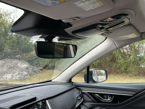 Used 2025 Subaru Outback Limited XT image 24