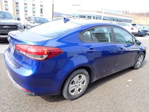 Used 2018 Kia Forte LX w/ LX Popular Package image 5