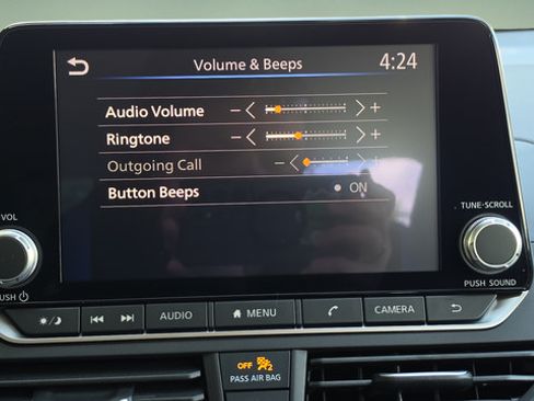 Certified 2025 Nissan Altima 2.5 S FWD image 28