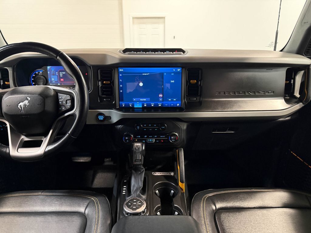 Used 2023 Ford Bronco Badlands AWD/4WD image 18