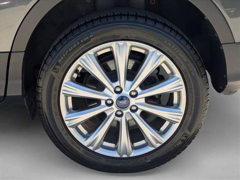 Used 2017 Ford Escape Titanium AWD/4WD image 22