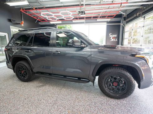 Used 2026 Toyota Sequoia TRD Pro AWD/4WD image 5