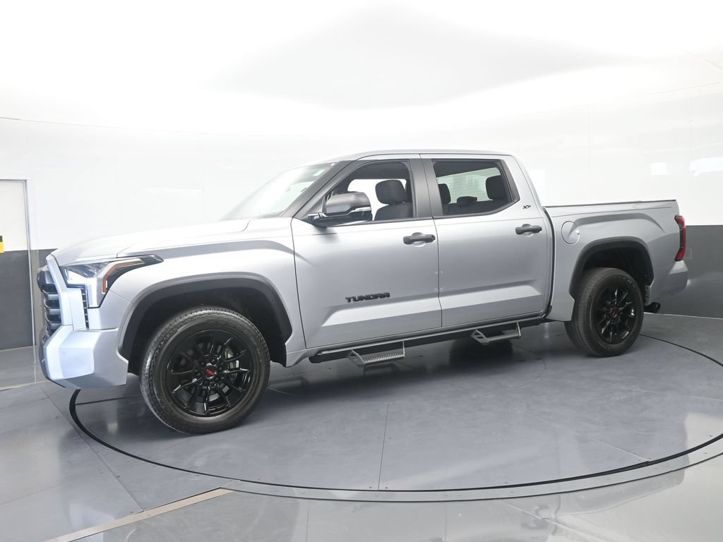 Used 2024 Toyota Tundra SR5 w/ SR5 Convenience Package RWD image 2