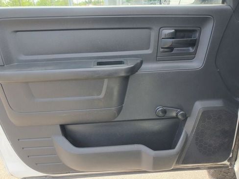 Used 2012 RAM 2500 ST w/ Chrome Appearance Group AWD/4WD image 6