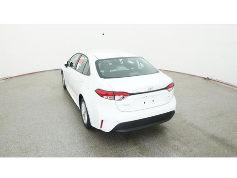 New 2026 Toyota Corolla LE FWD image 6