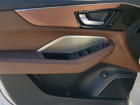 Certified 2023 Acura MDX SH-AWD w/ Technology Package image 21