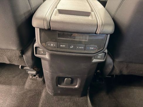 Used 2024 Toyota Grand Highlander AWD Hybrid image 19