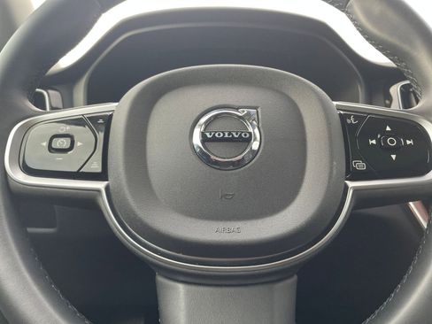 Used 2025 Volvo V60 B5 Cross Country Plus image 27