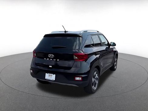 Used 2026 Hyundai Venue SEL FWD image 11