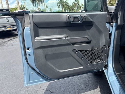 New 2025 Ford Bronco Base image 18