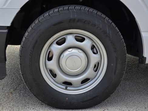 Used 2022 Ford F150 XL RWD image 12