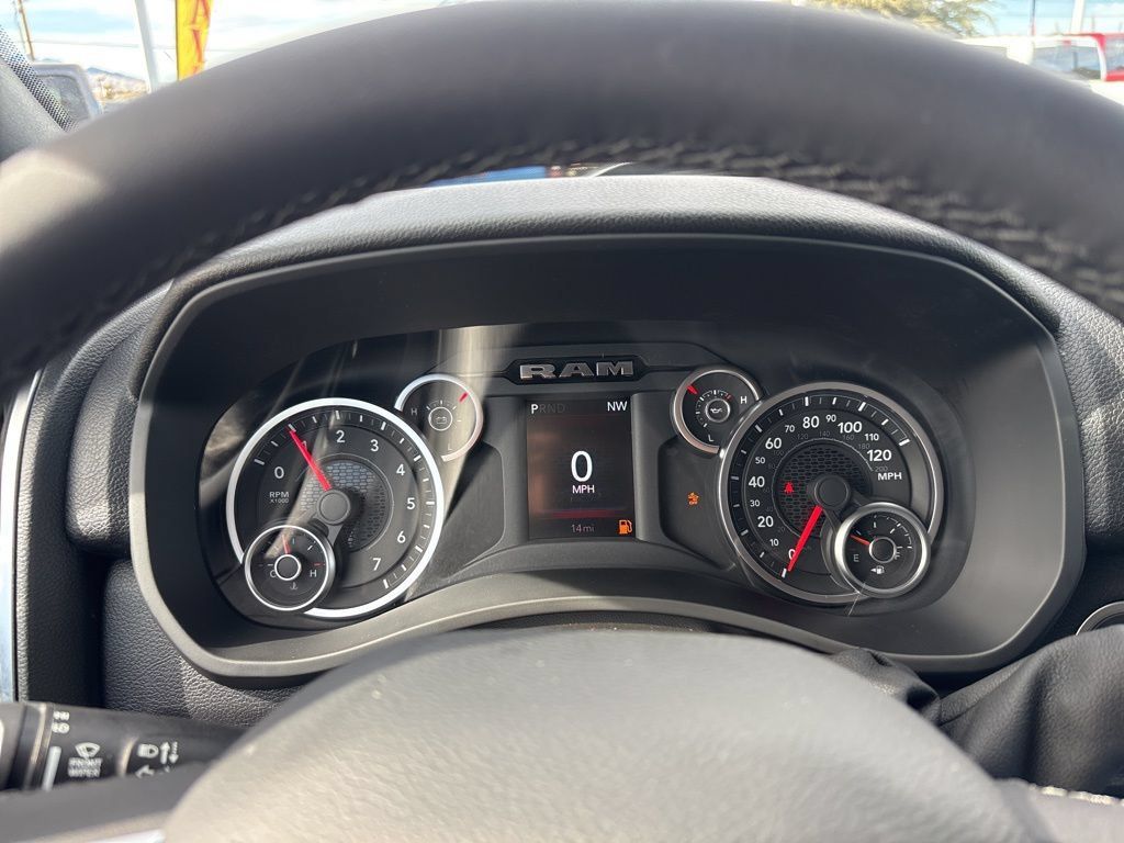 New 2026 RAM 3500 Big Horn AWD/4WD image 30