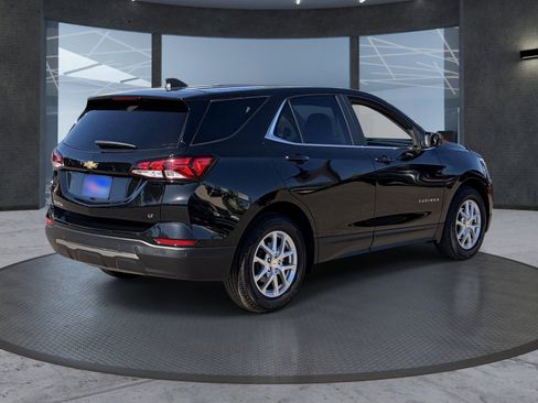 Certified 2024 Chevrolet Equinox LT FWD image 6