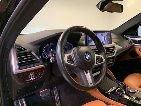 Used 2023 BMW X4 xDrive30i w/ M Sport Package AWD/4WD image 17