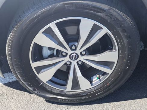 Used 2023 Nissan Murano SV FWD image 22