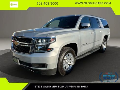 Used 2019 Chevrolet Suburban LT image 1