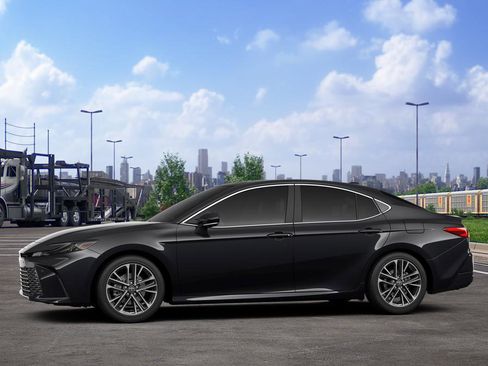 New 2026 Toyota Camry XLE FWD image 5