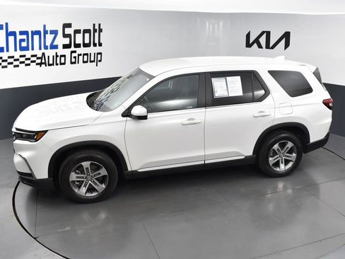 Used 2024 Honda Pilot EX-L image 10