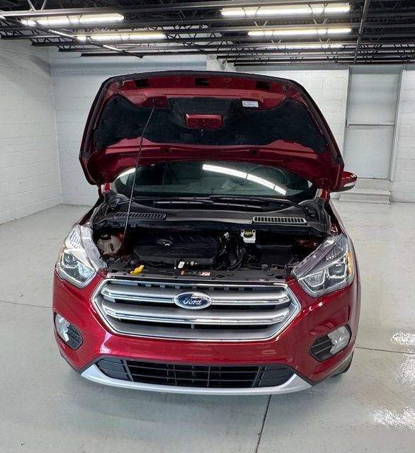 Used 2017 Ford Escape Titanium FWD image 31